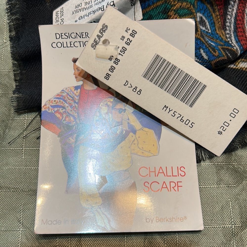NWT Sears Challis Scarf Italian - Picture 4 of 7